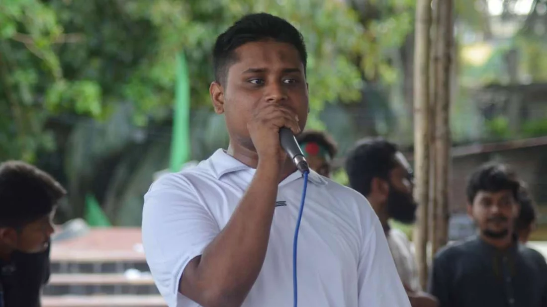 রাষ্ট্রযন্ত্র ও আইনশৃঙ্খলা বাহিনী জুলাইয়ের বিরুদ্ধে অবস্থান নিয়েছে: হাসনাত