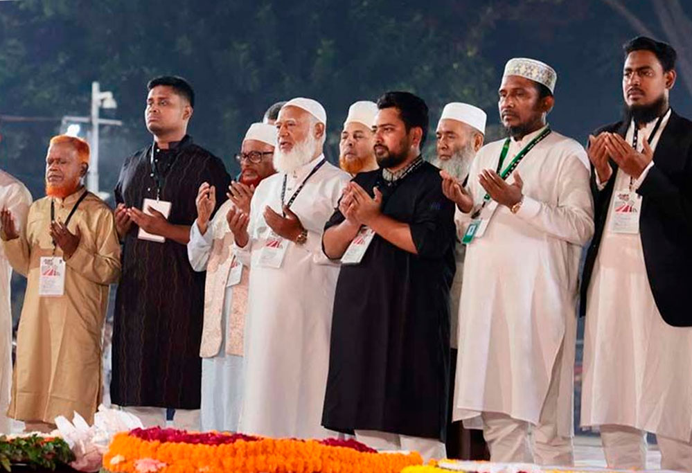 প্রথমবারের মতো শহীদ মিনারে শ্রদ্ধা জানালেন জামায়াত আমির 