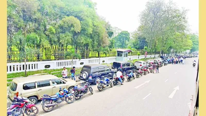 The residents of the capital are distressed due to the fuel crisis