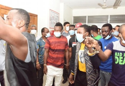 15 Nigerians arrested over 'fraud' on social media