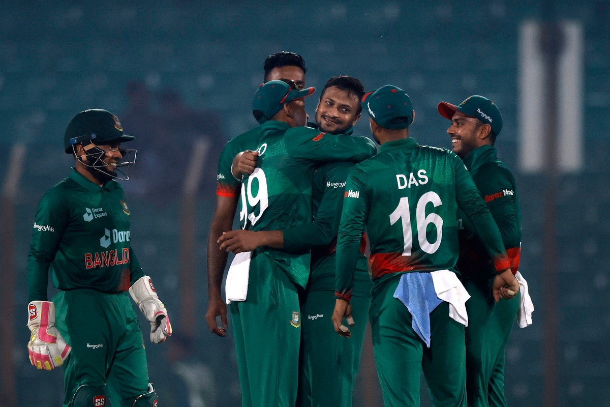 Bangladesh stun England sealing T20 series 3-0