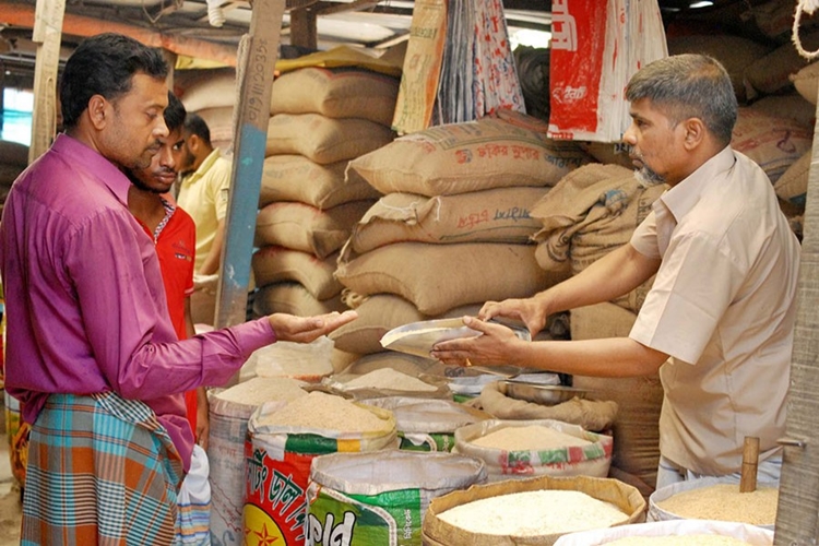 Off-seasonal scarcity drives rice price up