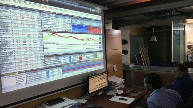 Tk 2.83b net foreign fund withdrawal from DSE last month