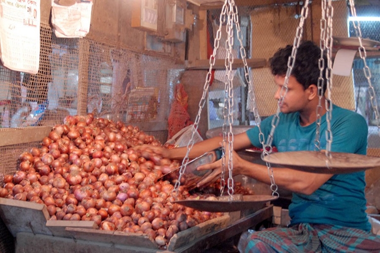 Customs intel steps in as onion prices spiral