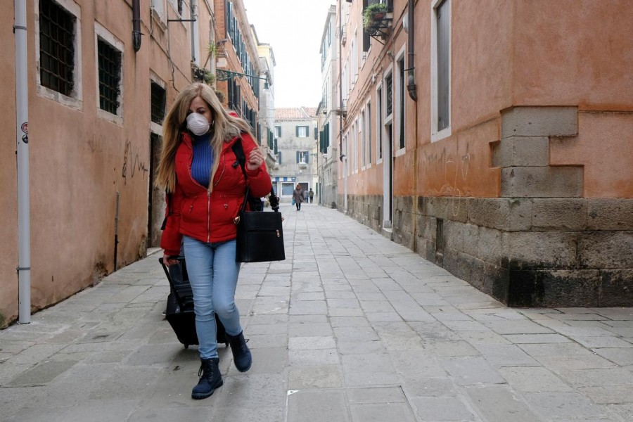 Italy records lowest daily coronavirus deaths in nearly three weeks