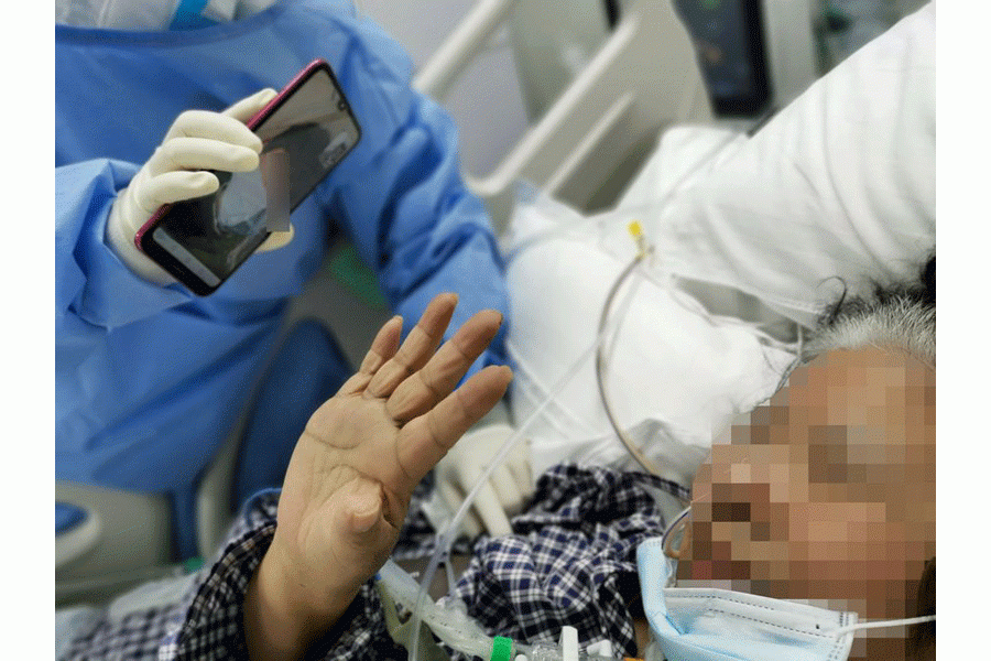 Wuhan trying desperately to cure elderly coronavirus patients