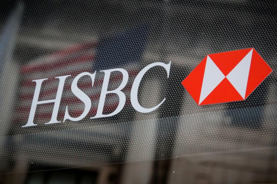 HSBC Q1 profit halves as it beefs up bad loan provisions