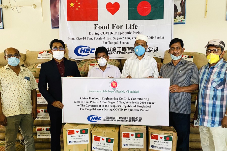 China Harbour provides foodstuffs for 2000 families in Tangail.