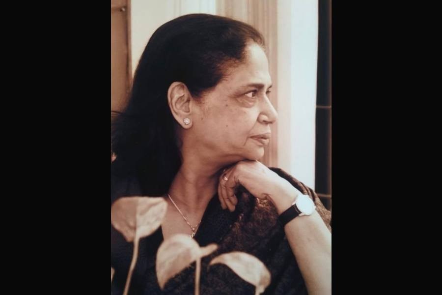 Tributes paid to the iconic teacher Niloufer Manzur