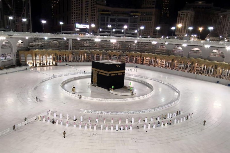 Saudi Arabia bars international pilgrims for this year's Hajj