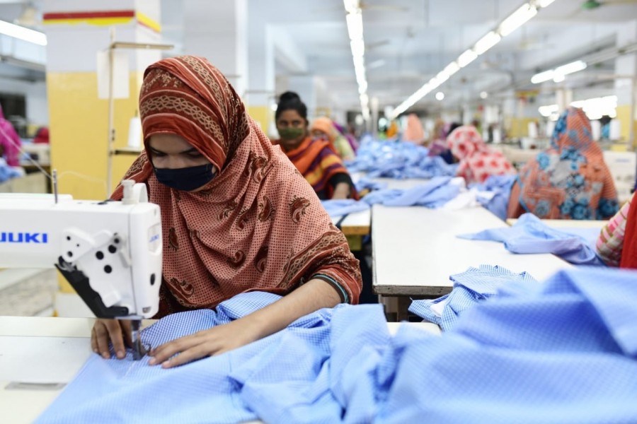 Apparel sector for 0.25pc source tax