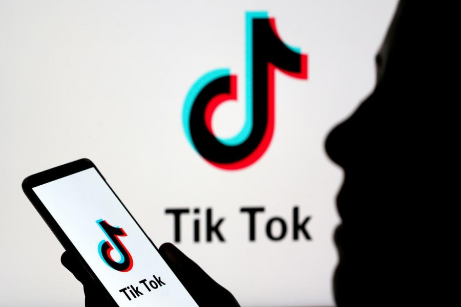 India bans TikTok, WeChat and dozens more Chinese apps