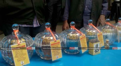 3 held with snake venom worth Tk 100 crore in Khulna