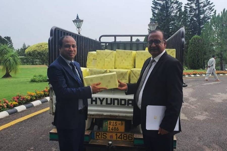 PM Hasina sends mangoes to Pakistan PM