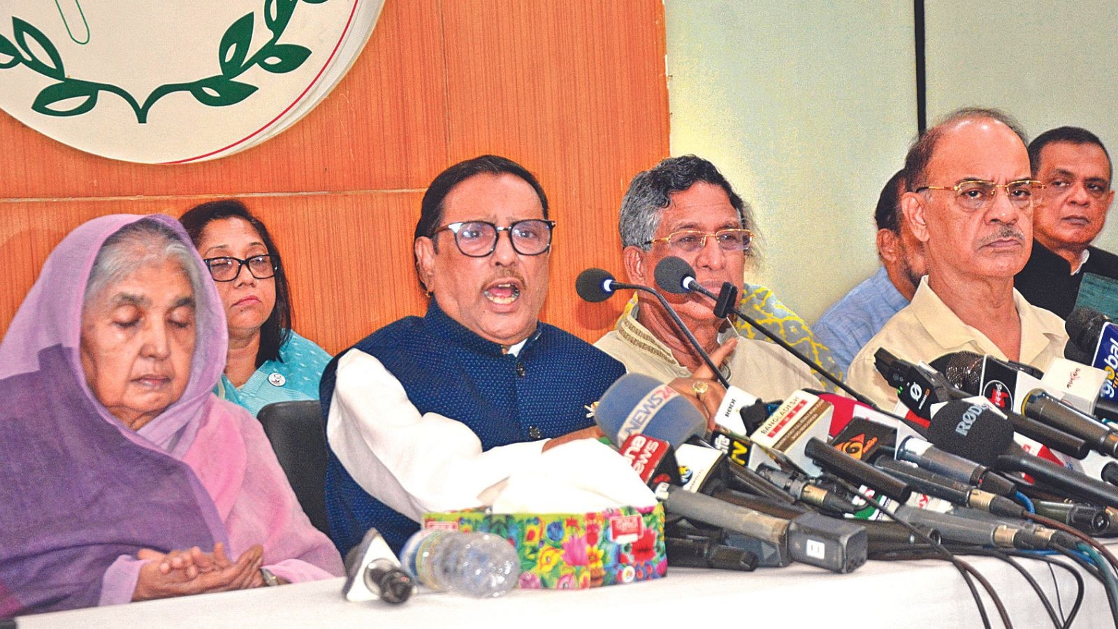 Will die but won’t leave streets: Quader
