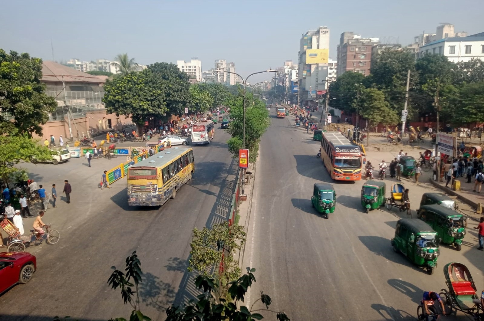 Traffic movement low on Dhaka roads