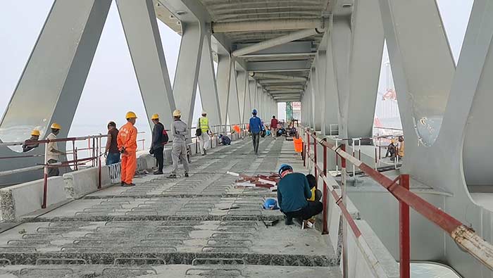 Installation of Padma bridge rail slabs completed