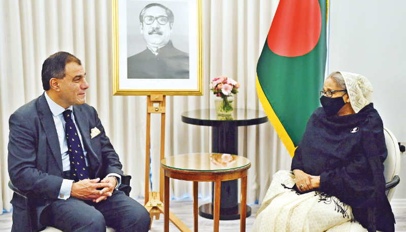 PM invites UK businesses to avail investment opportunities in Bangladesh