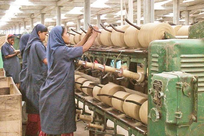 Govt allocates Tk116 crore to pay arrears of jute mills workers