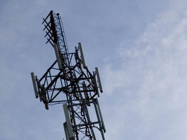 60pc mobile towers in Amphan-hit areas affected