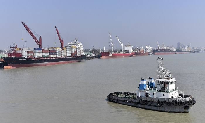 Foreign ships at Chattogram port to be quarantined for 16 days