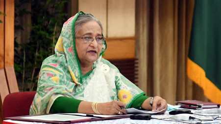 PM emphasises overall planning to confront economic crisis