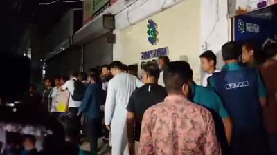 200 BNP men detained from under-construction building in Dhaka’s Kakrail area