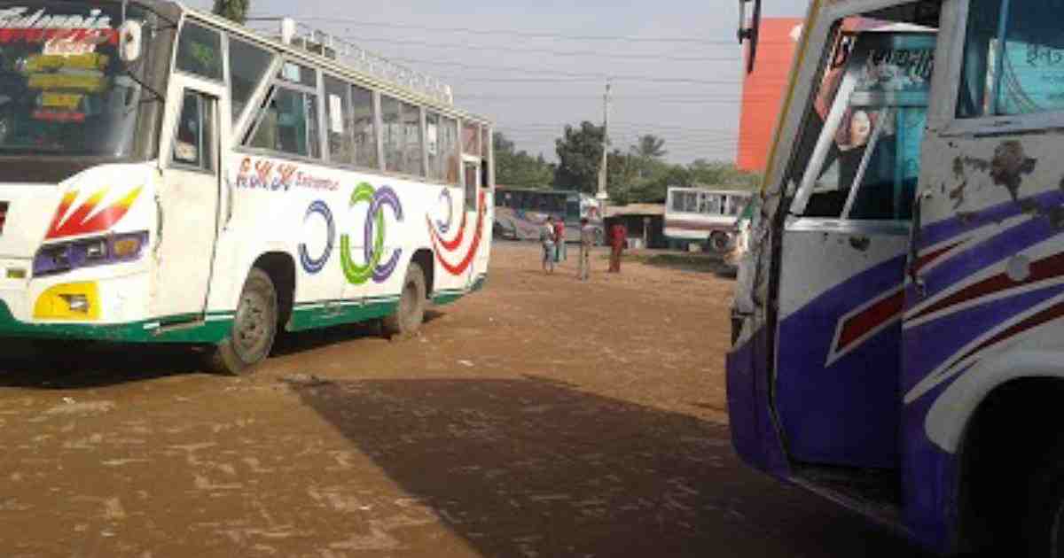 200 transport workers facing shutdown miseries at Jashore bus terminal 