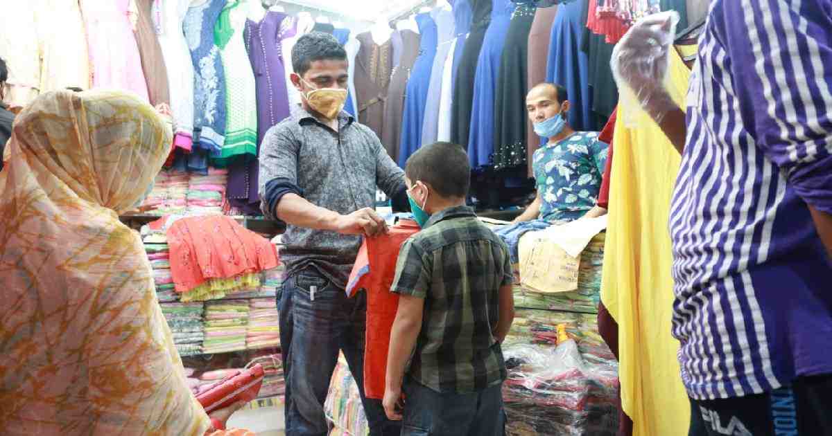 Shoppers flouting social distancing rules as Eid shopping gains pace 