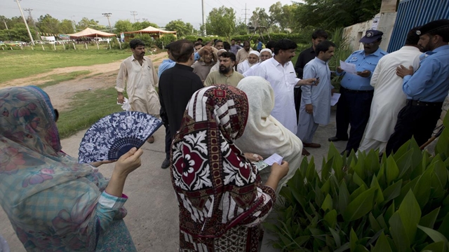 Pakistan Muslim League's chief casts vote 