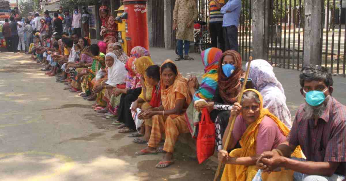The shadow of coronavirus on Bangladesh’s poor 