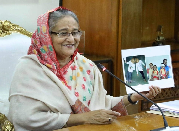 রাবেয়া-রোকেয়াকে নিয়ে প্রধানমন্ত্রীর বাধভাঙ্গা উচ্ছ্বাস