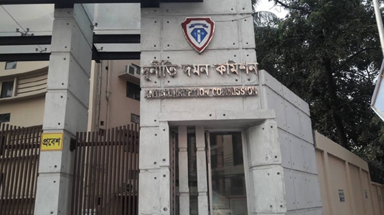 ACC submits charge sheet against ex-Satkhira civil surgeon, 8 others