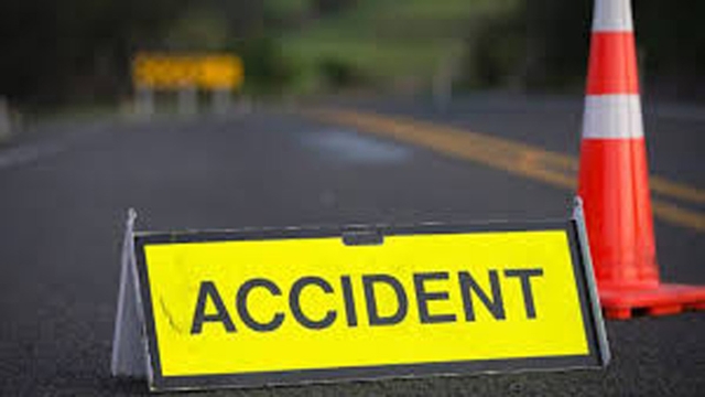 Noakhali road crash leaves schoolteacher, daughter dead