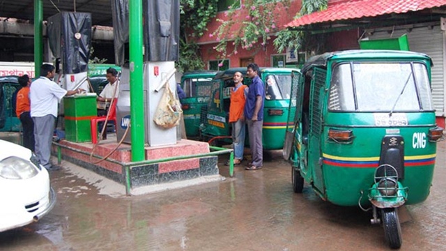 CNG filling stations ,Industries, kitchens hit hard !