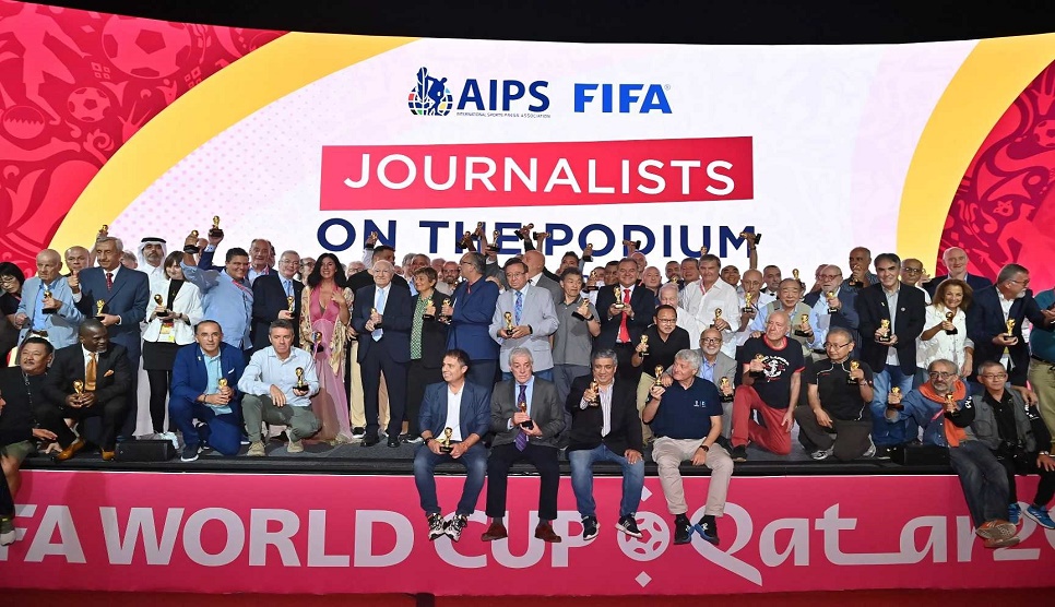 FIFA honors veteran sports journalists