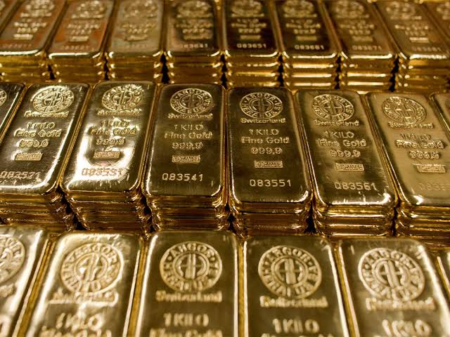 Raw gold can be imported from now on