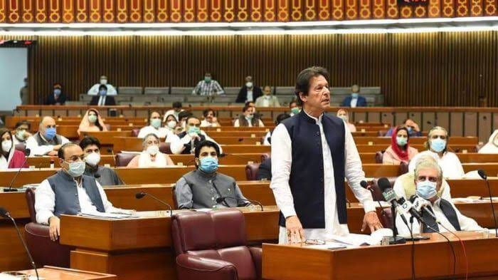 Imran Khan calls Osama Bin Laden a ‘shaheed’ in parliament, gets hammered
