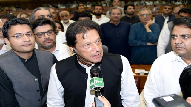 Khan set to be sworn in as Pakistan PM