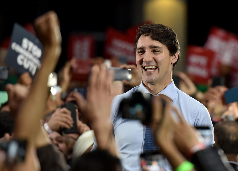 Canada vote too close to call as Trudeau hopes to cling on