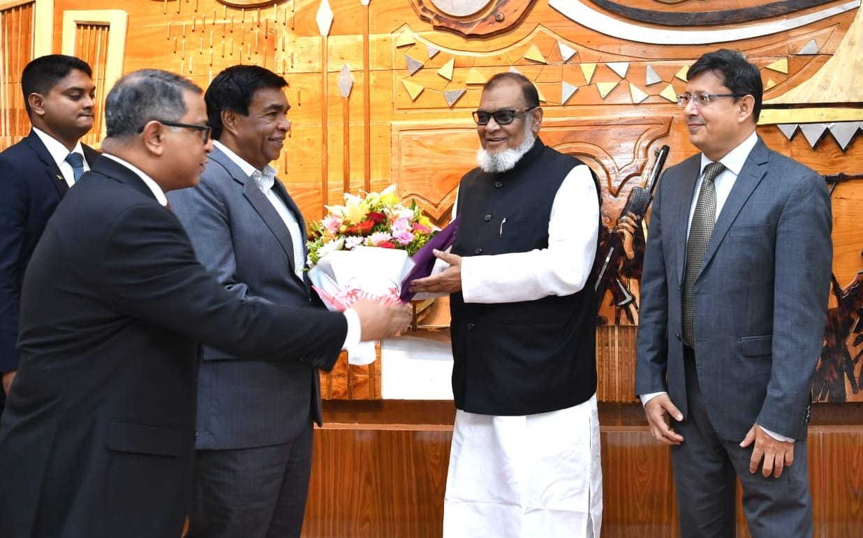 Mauritian president arrives in Dhaka