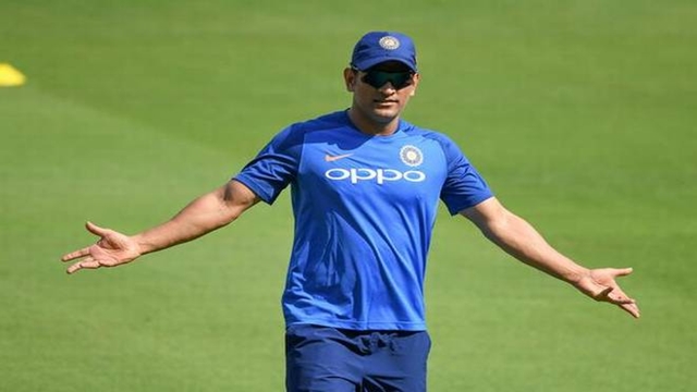 MS Dhoni has no immediate plans to retire, says longtime friend