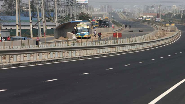 PM to open country’s first-ever expressway tomorrow