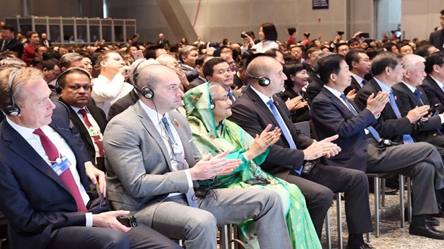 PM Hasina joins WEF Annual Meeting