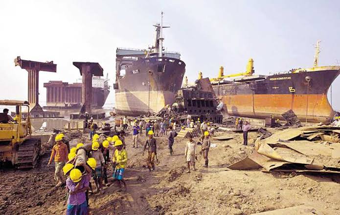 Ship breaking drops 71pc in Q2