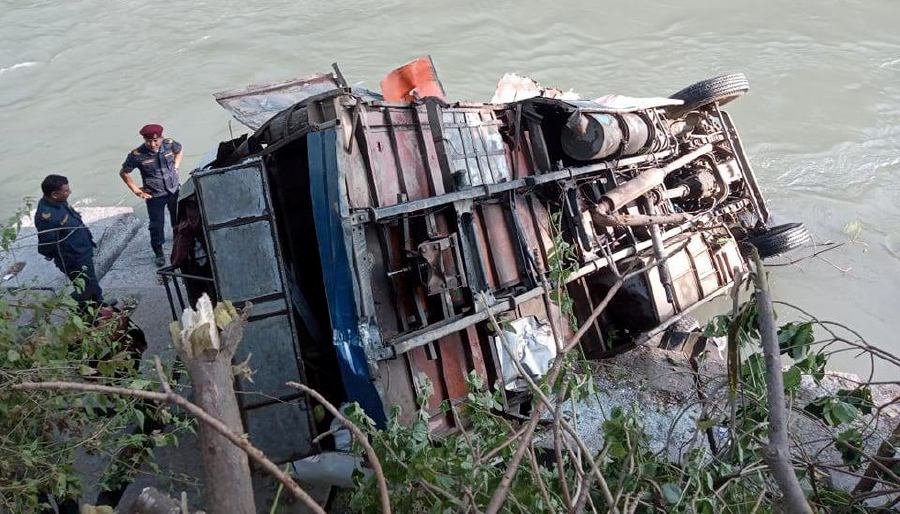 At least 17 dead in Nepal bus accident