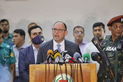 US envoy stresses unconditional dialogue for peaceful JS polls in Bangladesh