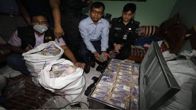 Raid on Enamul, Rupon’s house; Tk 26.55 cr, Tk 5.15 cr FDR recovered