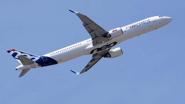Airbus near blockbuster $23 billion jet sale to AirAsia