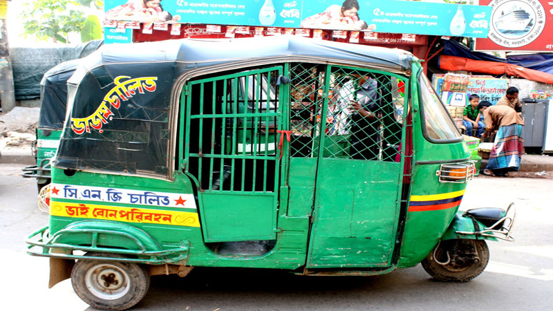 BRTA starts replacing old autorickshaws with new ones